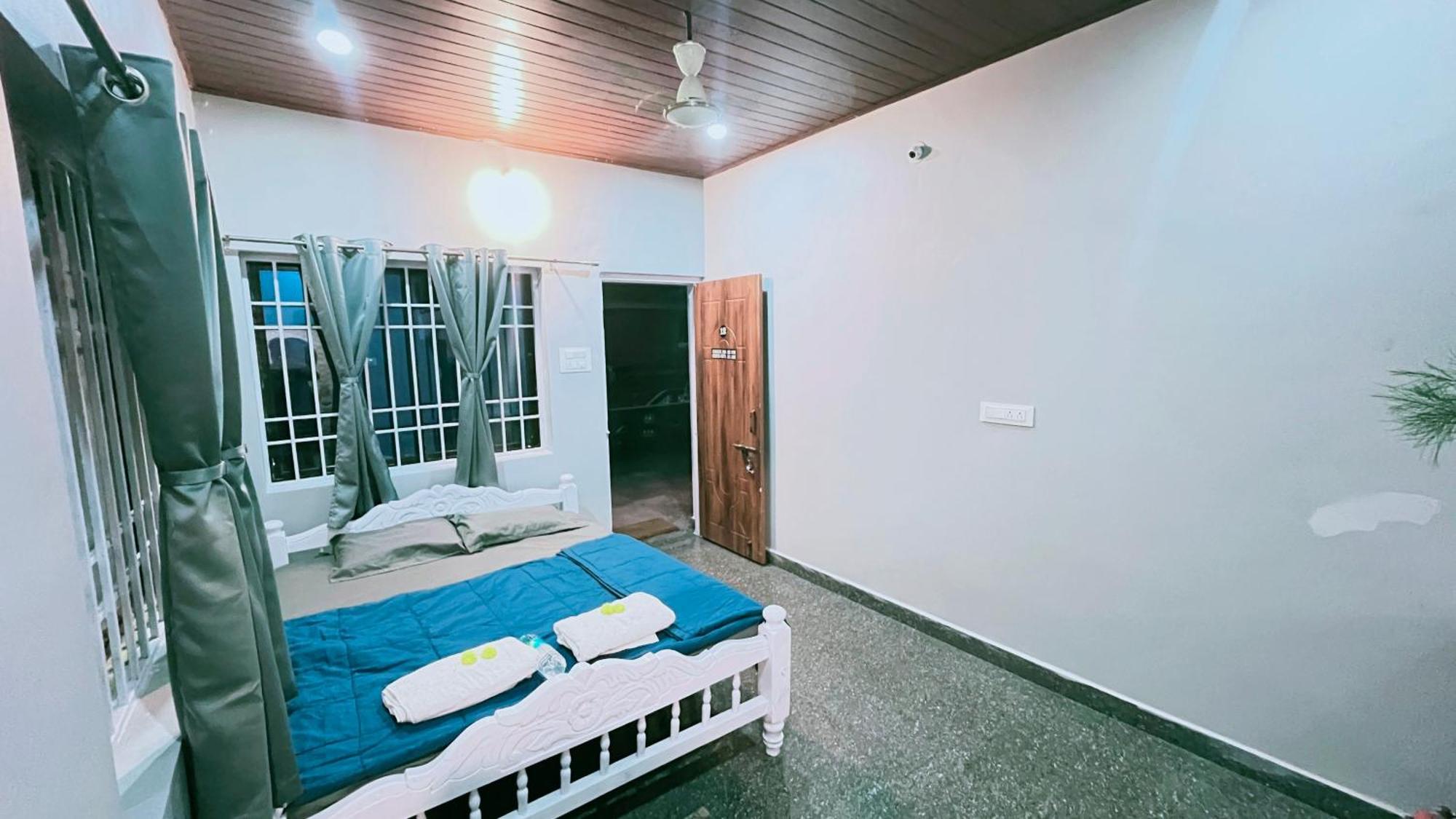 Gokarna Beach Stays By Tune Of Ocean Exterior foto
